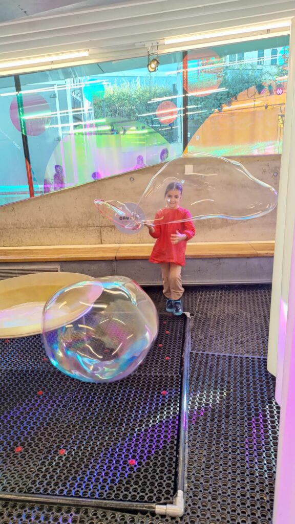 WhatsApp Image 2025-10-23 at 17.32.37