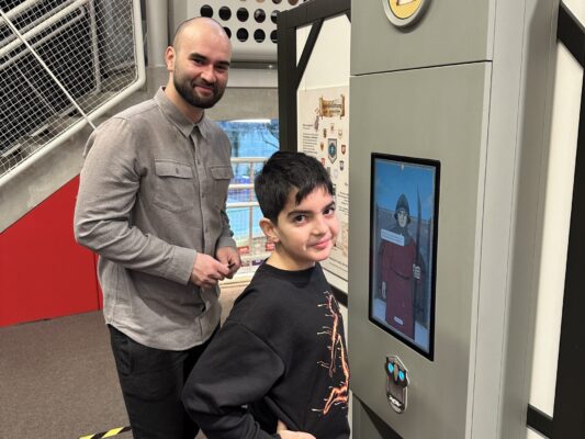 20251215_081945046_iOS